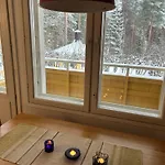 Viihtyisae Saunallinen Kaksio Laehellae Santa Claus Villagea Ja Napapiiriae Апартаменты