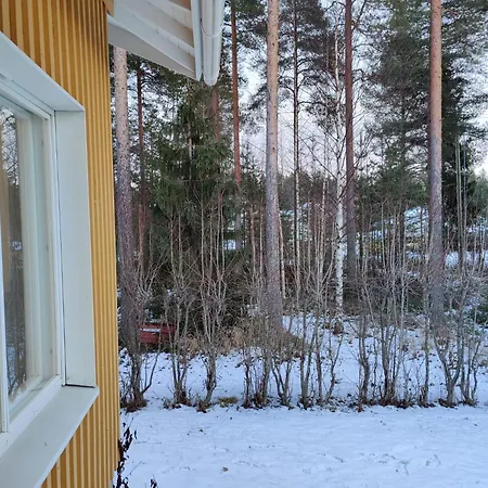 Viihtyisae Saunallinen Kaksio Laehellae Santa Claus Villagea Ja Napapiiriae * Рованиеми