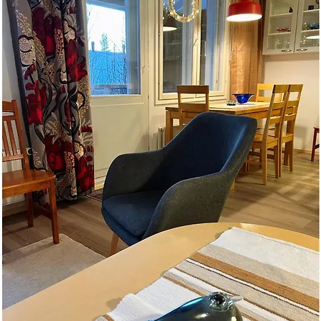 Viihtyisae Saunallinen Kaksio Laehellae Santa Claus Villagea Ja Napapiiriae Διαμέρισμα