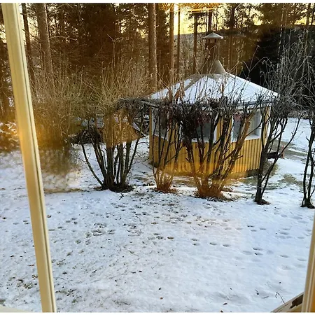 Διαμέρισμα Viihtyisae Saunallinen Kaksio Laehellae Santa Claus Villagea Ja Napapiiriae Ροβανιέμι