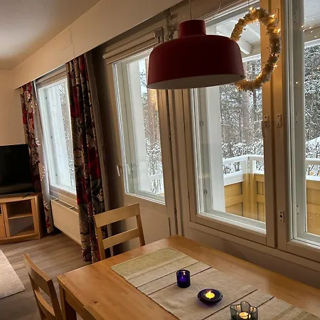 Viihtyisae Saunallinen Kaksio Laehellae Santa Claus Villagea Ja Napapiiriae Rovaniemi