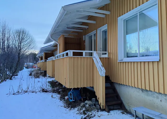 Viihtyisae Saunallinen Kaksio Laehellae Santa Claus Villagea Ja Napapiiriae