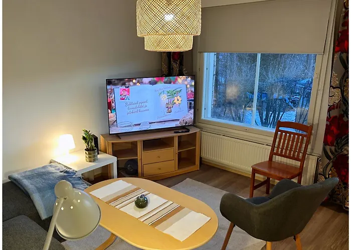 Viihtyisae Saunallinen Kaksio Laehellae Santa Claus Villagea Ja Napapiiriae *